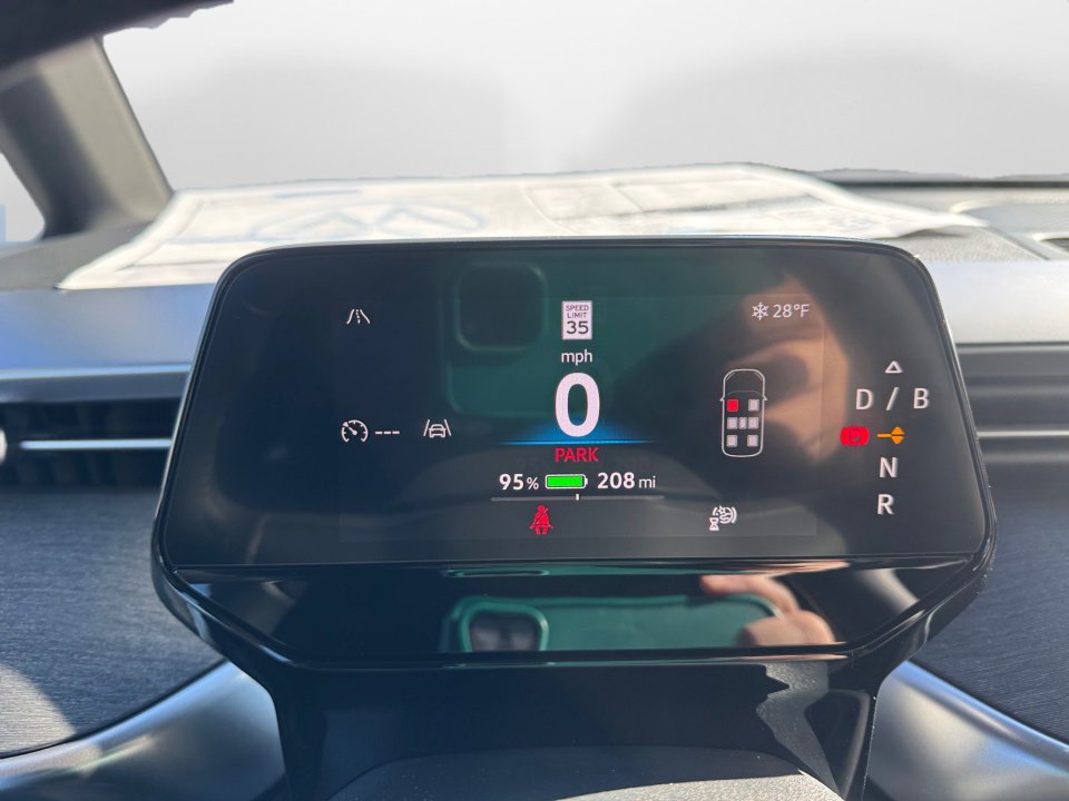 New 2025 Volkswagen ID. Buzz Pro S image 10
