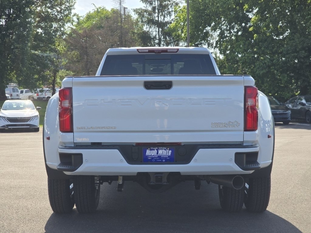 New 2026 Chevrolet Silverado 3500 High Country w/ High Country Premium Package AWD/4WD image 15