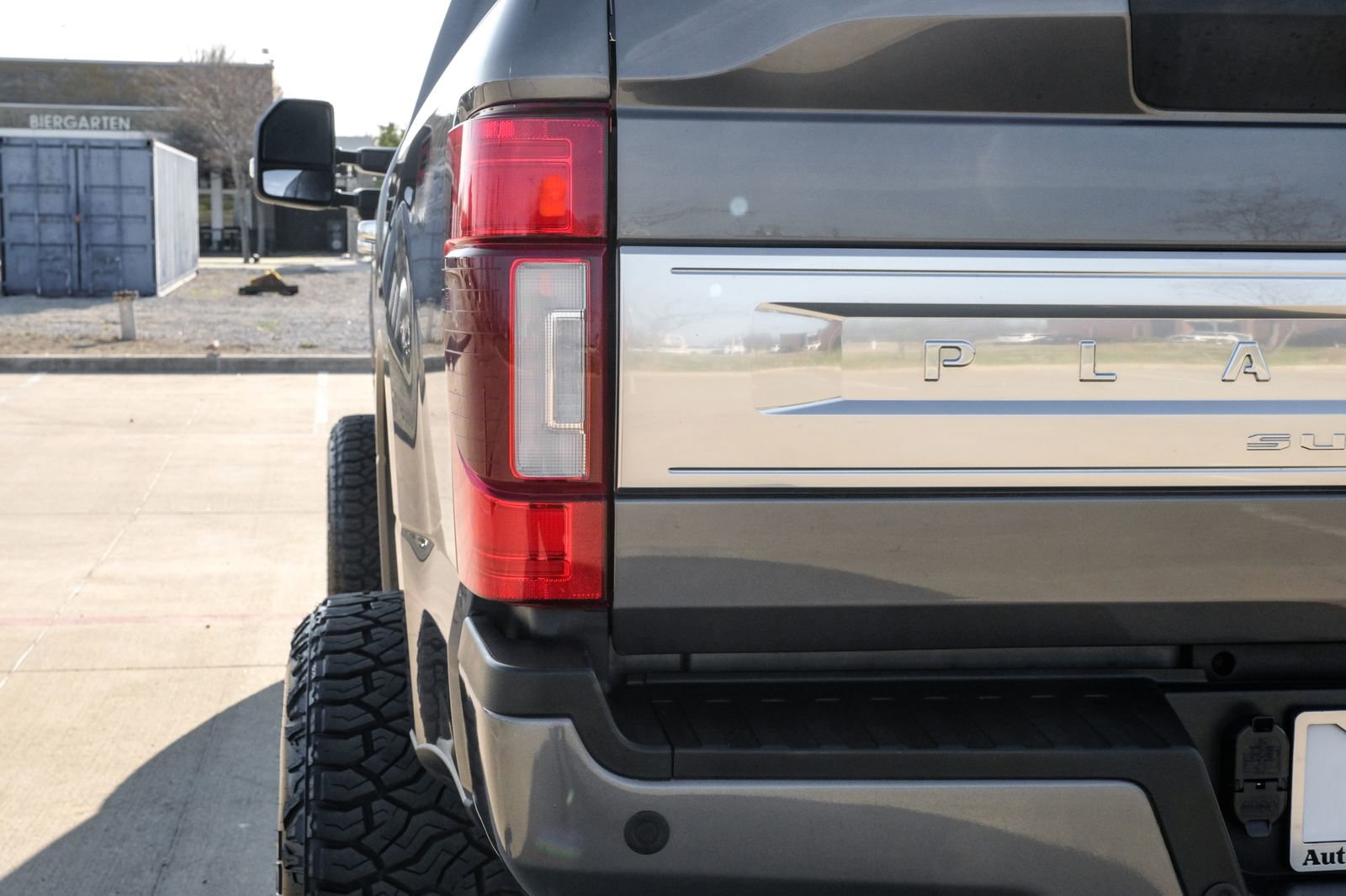 Used 2022 Ford F250 Platinum w/ FX4 Off-Road Package AWD/4WD image 53