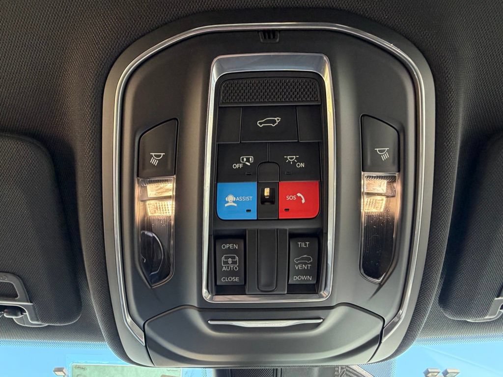 New 2026 Jeep Grand Cherokee Altitude AWD/4WD image 23
