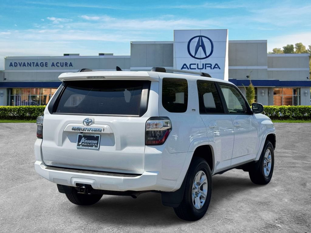 Used 2023 Toyota 4Runner SR5 Premium w/ Moonroof Package AWD/4WD image 5