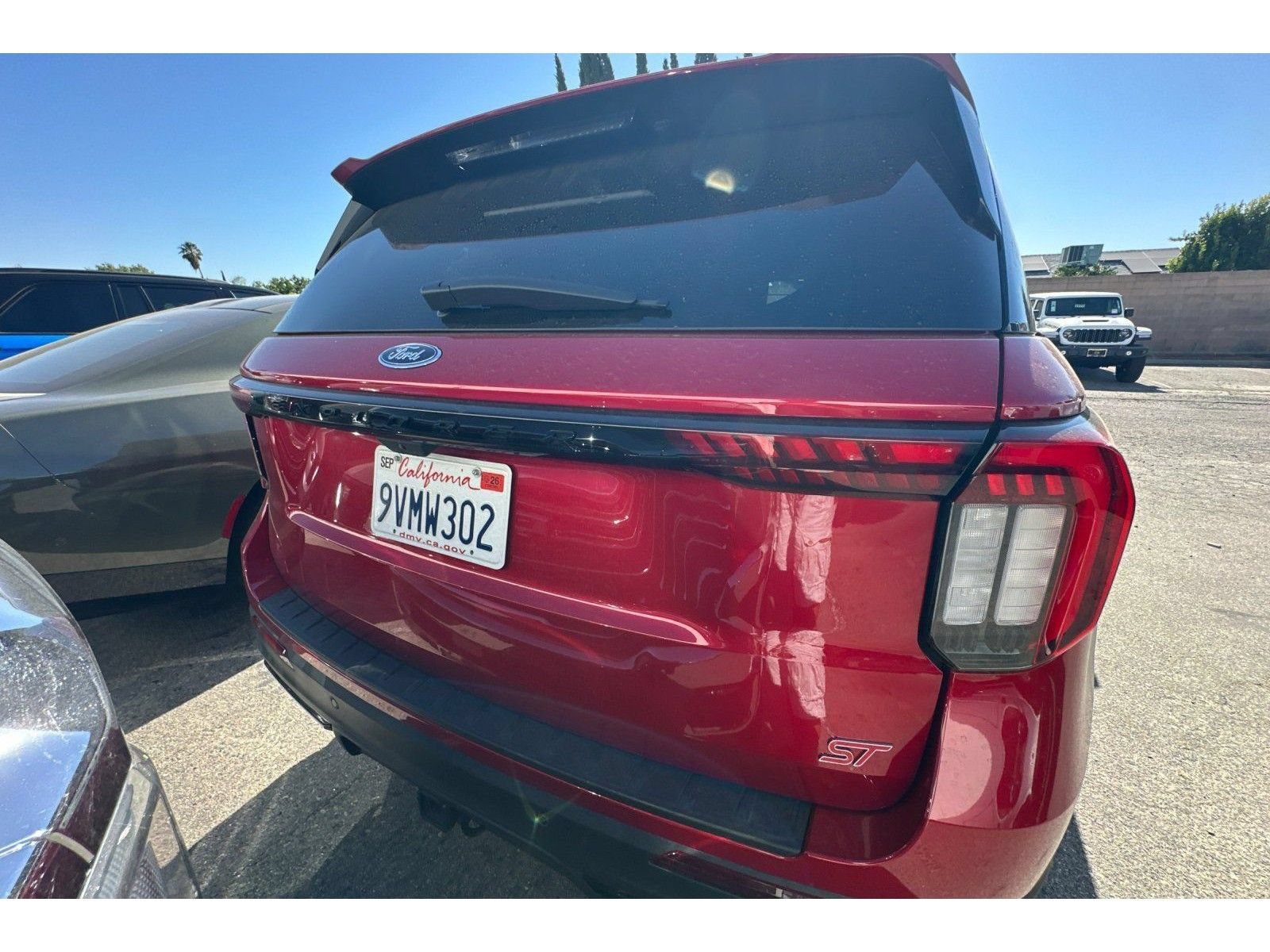 Used 2025 Ford Explorer ST RWD image 5