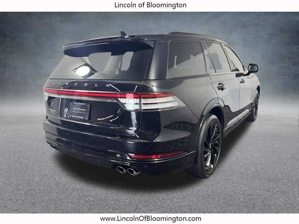 Used 2023 Lincoln Aviator Reserve w/ Equipment Group 201A AWD/4WD image 8
