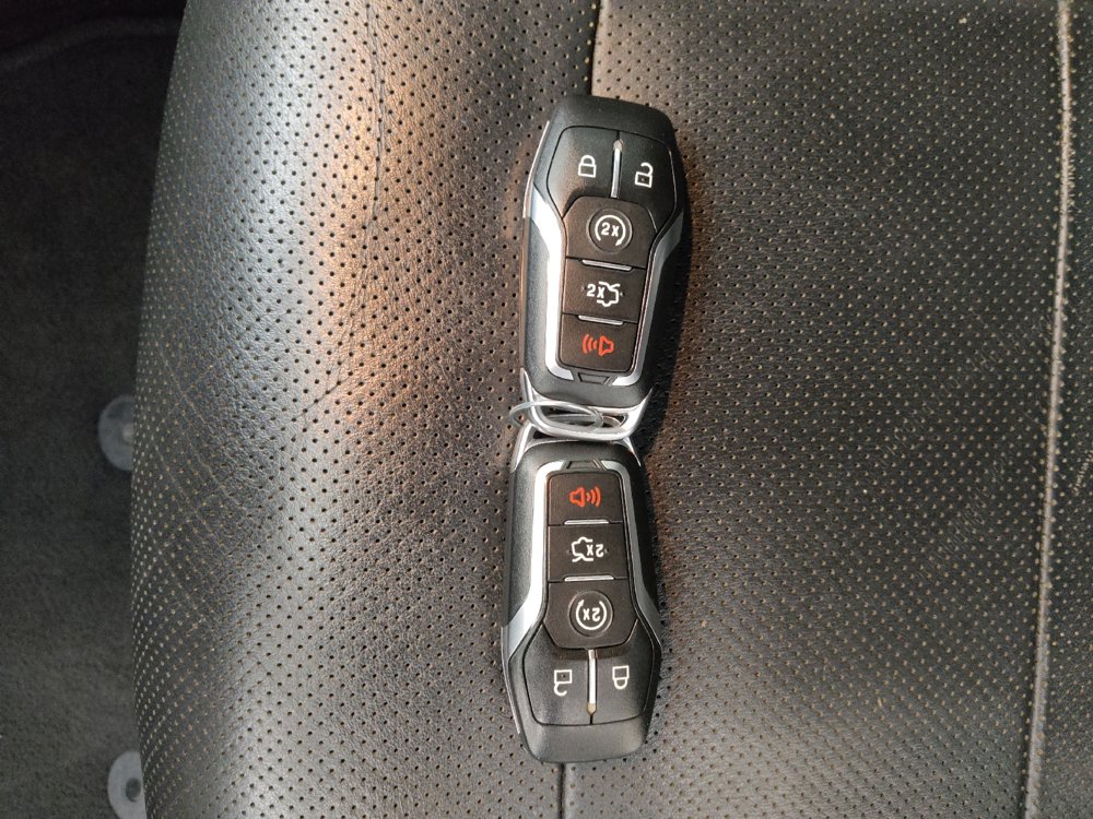 Used 2016 Ford Mustang Premium image 32