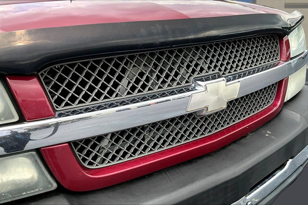 Used 2004 Chevrolet Silverado 2500 LT w/ Skid Plate Package AWD/4WD image 35