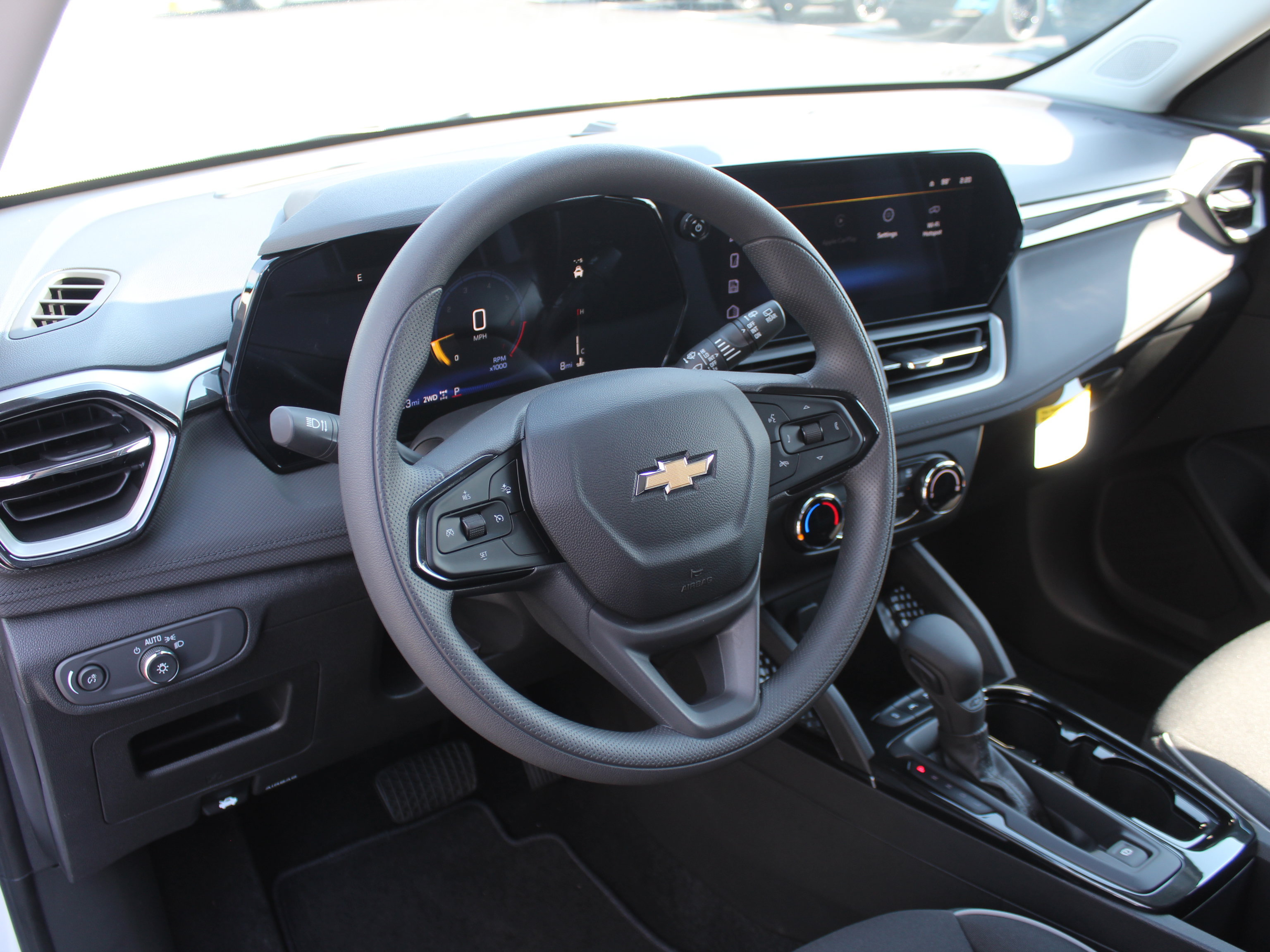 New 2026 Chevrolet TrailBlazer LS w/ LS Convenience Package AWD/4WD image 12