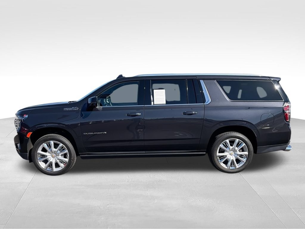 Used 2024 Chevrolet Suburban High Country AWD/4WD image 5