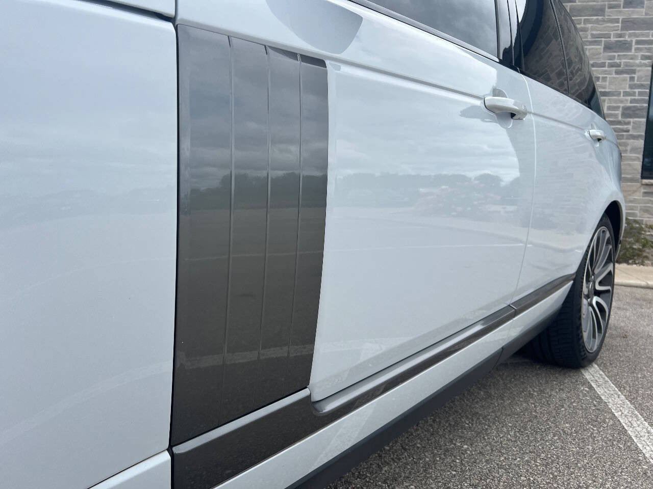 Used 2019 Land Rover Range Rover Supercharged image 33