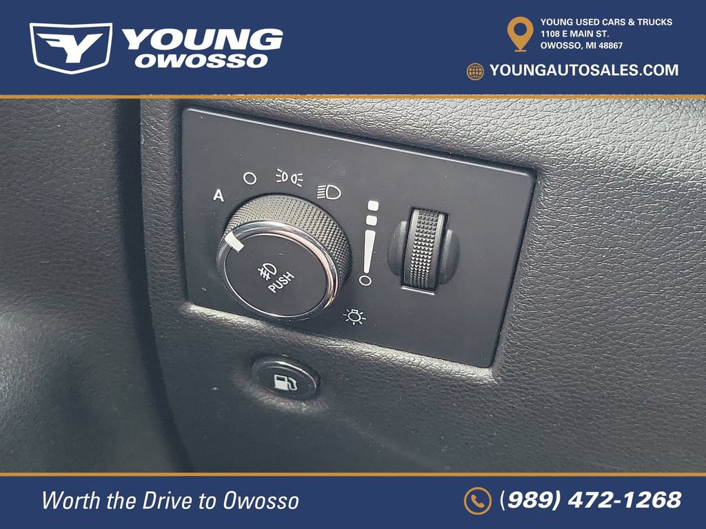 Used 2021 Jeep Grand Cherokee Laredo X AWD/4WD image 11