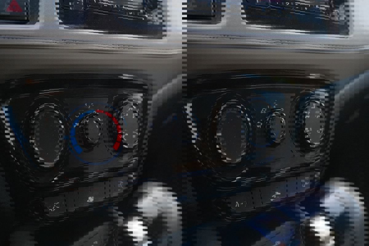 Used 2017 Honda HR-V LX image 23