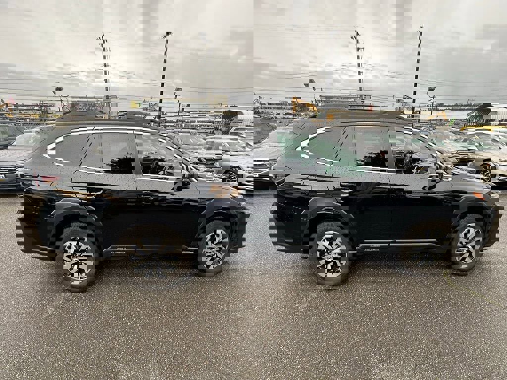 Used 2024 Subaru Outback Premium image 8