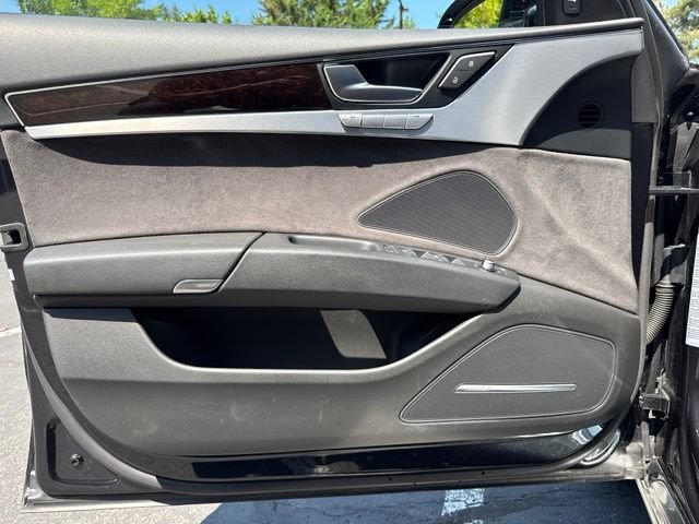 Used 2012 Audi A8 4.2 AWD/4WD image 11