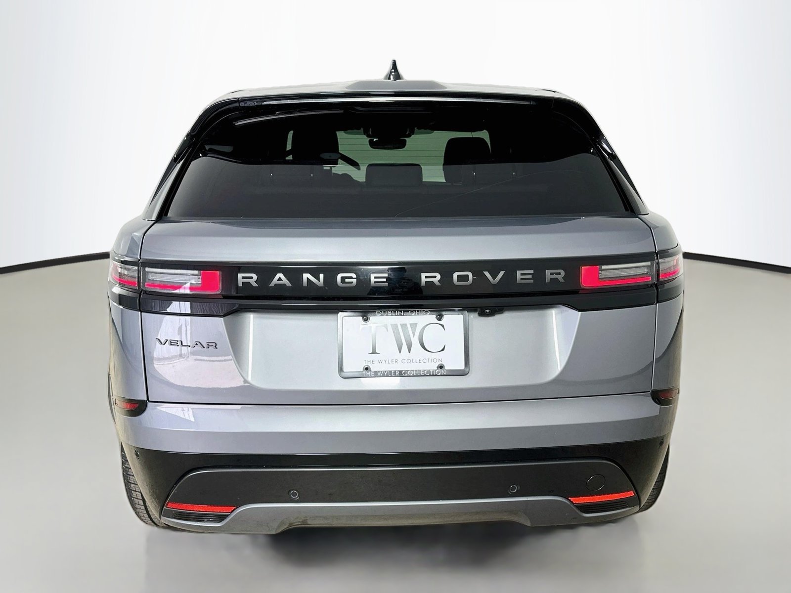 New 2026 Land Rover Range Rover Velar Belgravia AWD/4WD image 6