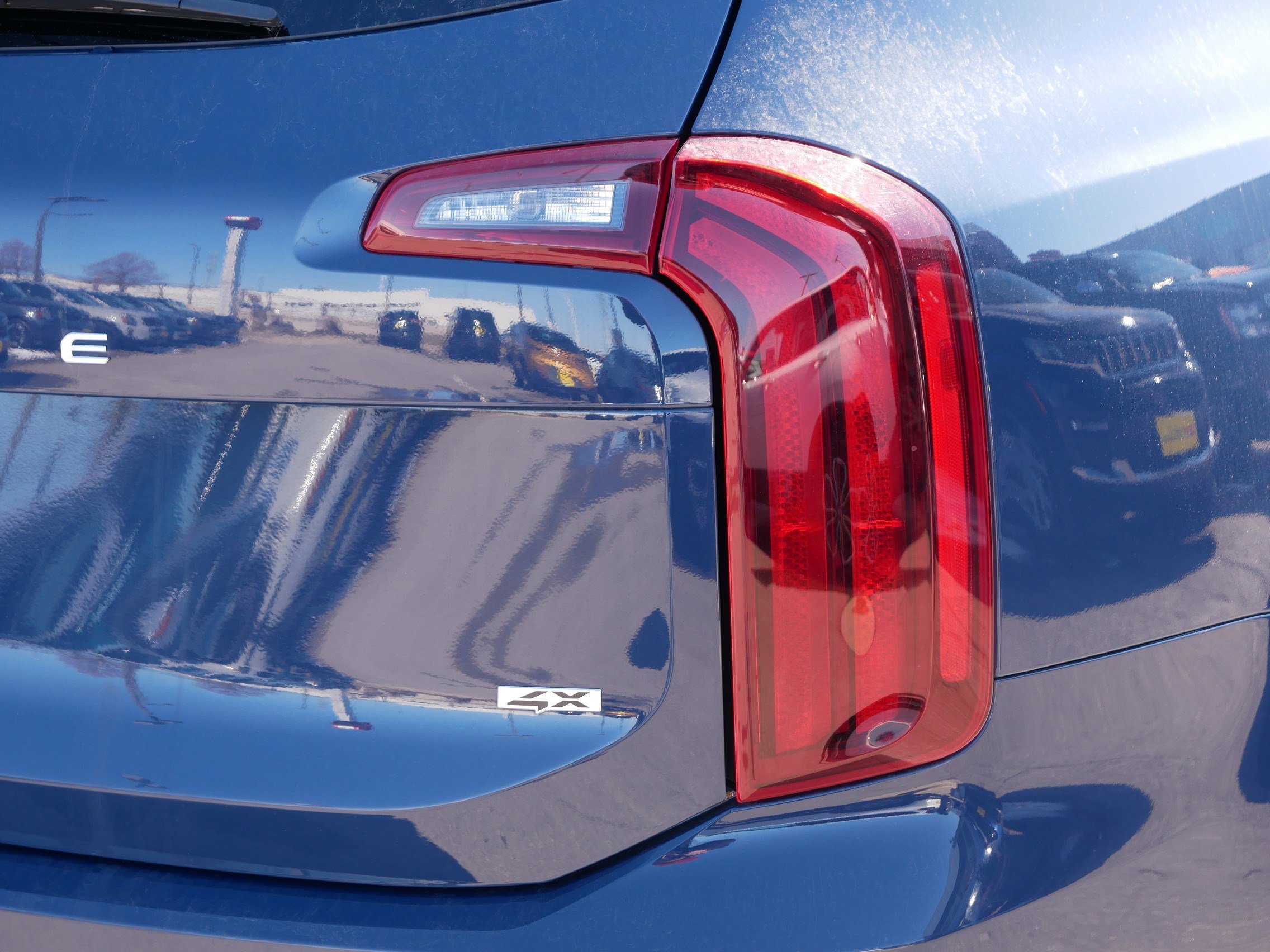 Certified 2023 Kia Telluride S w/ S Sunroof Package image 17