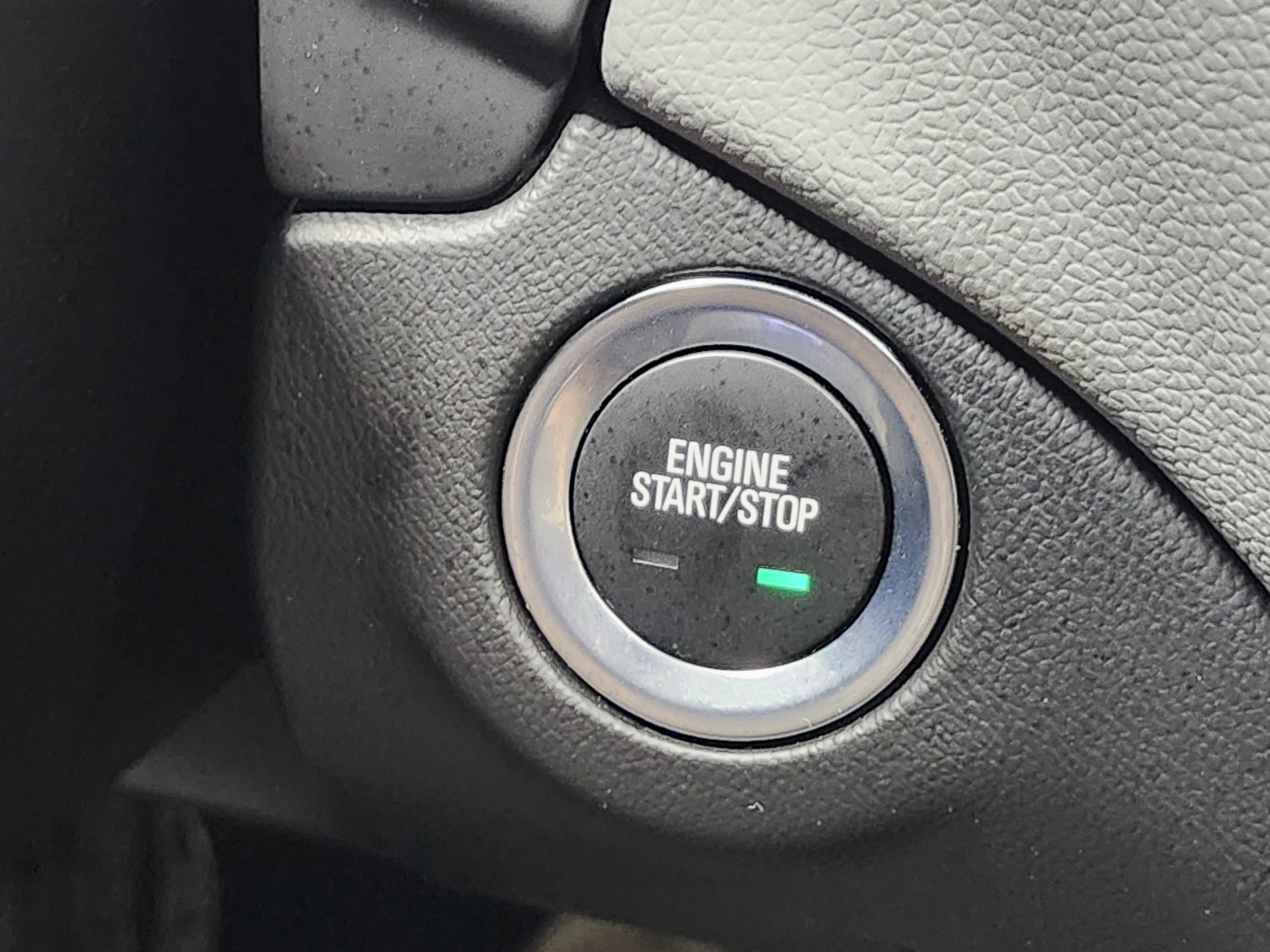 Used 2021 Chevrolet Equinox LS image 26