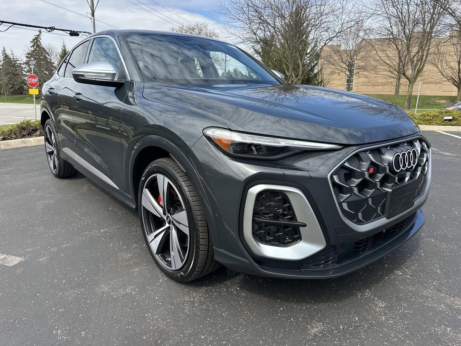 New 2026 Audi SQ5 Premium Plus AWD/4WD image 3