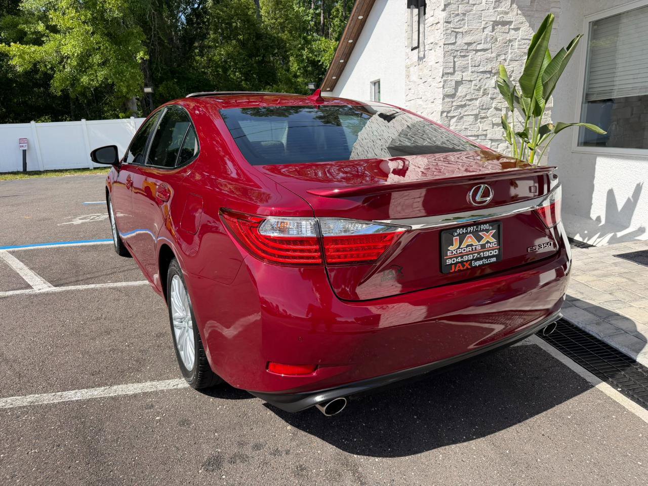 Used 2014 Lexus ES 350 w/ Luxury Package FWD image 11