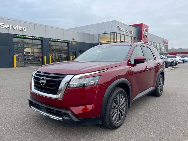 Used 2023 Nissan Pathfinder SL w/ SL Premium Package AWD/4WD image 1
