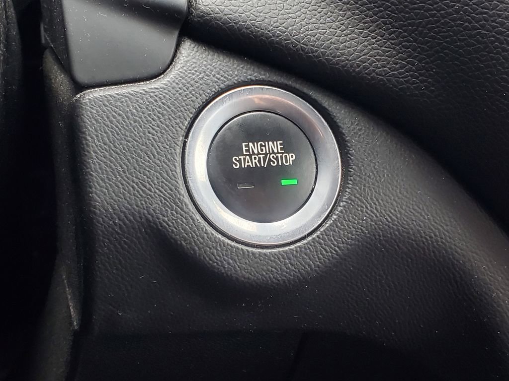 Used 2019 Chevrolet Equinox LT w/ Driver Convenience Package image 24