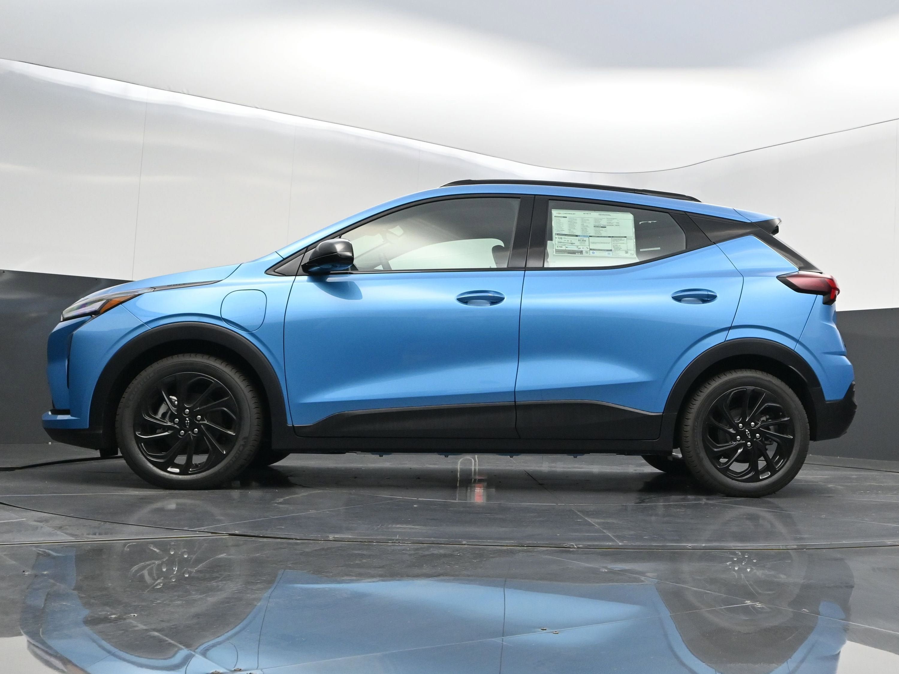 New 2027 Chevrolet Bolt RS w/ Technology Package FWD image 40