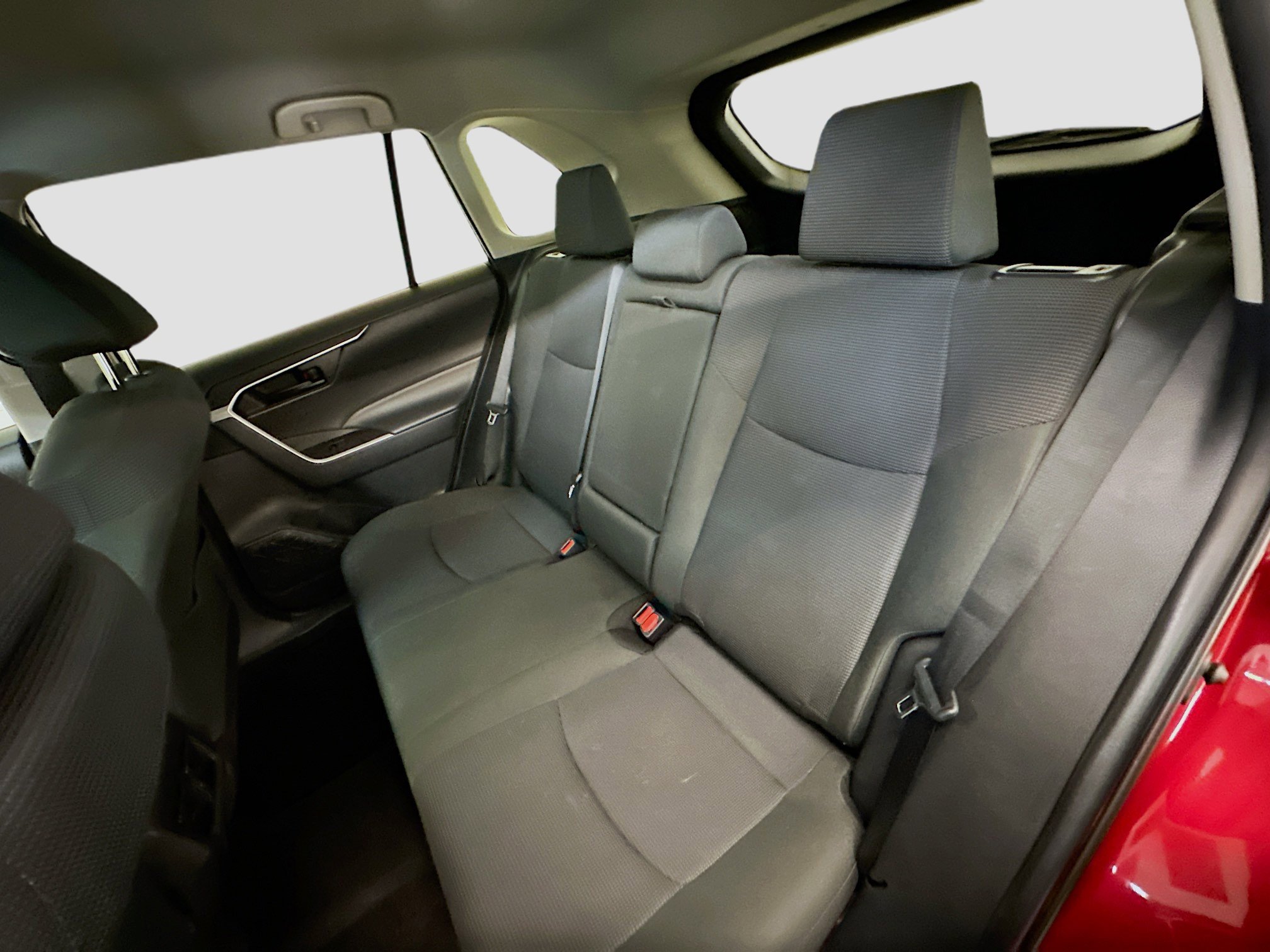 Used 2024 Toyota RAV4 LE image 29