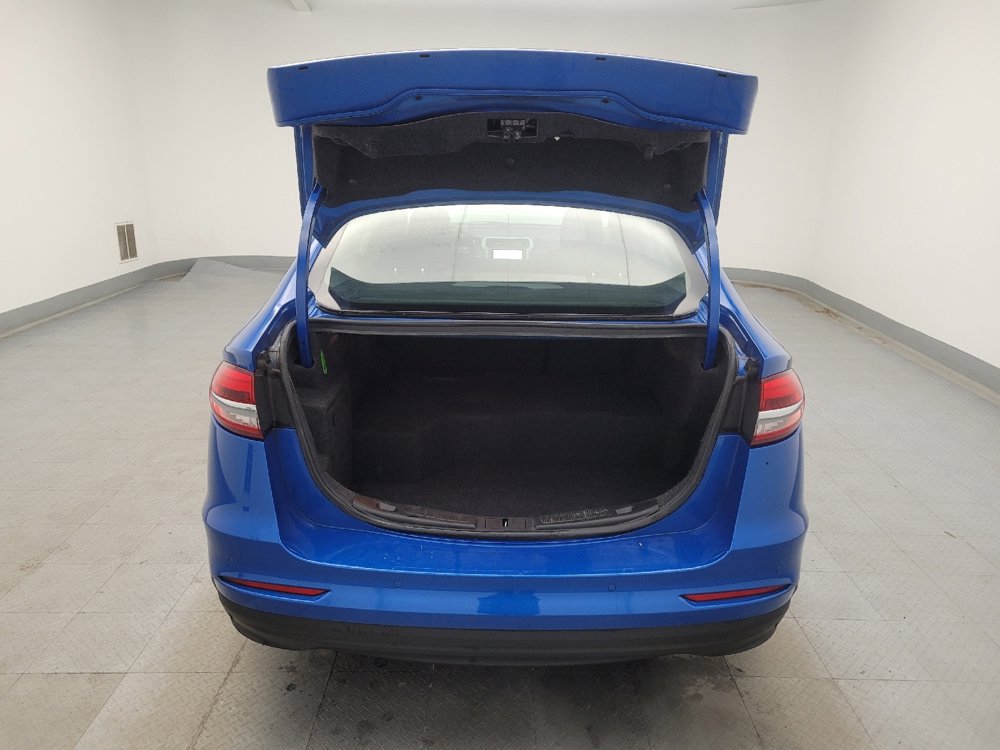 Used 2020 Ford Fusion SE image 29