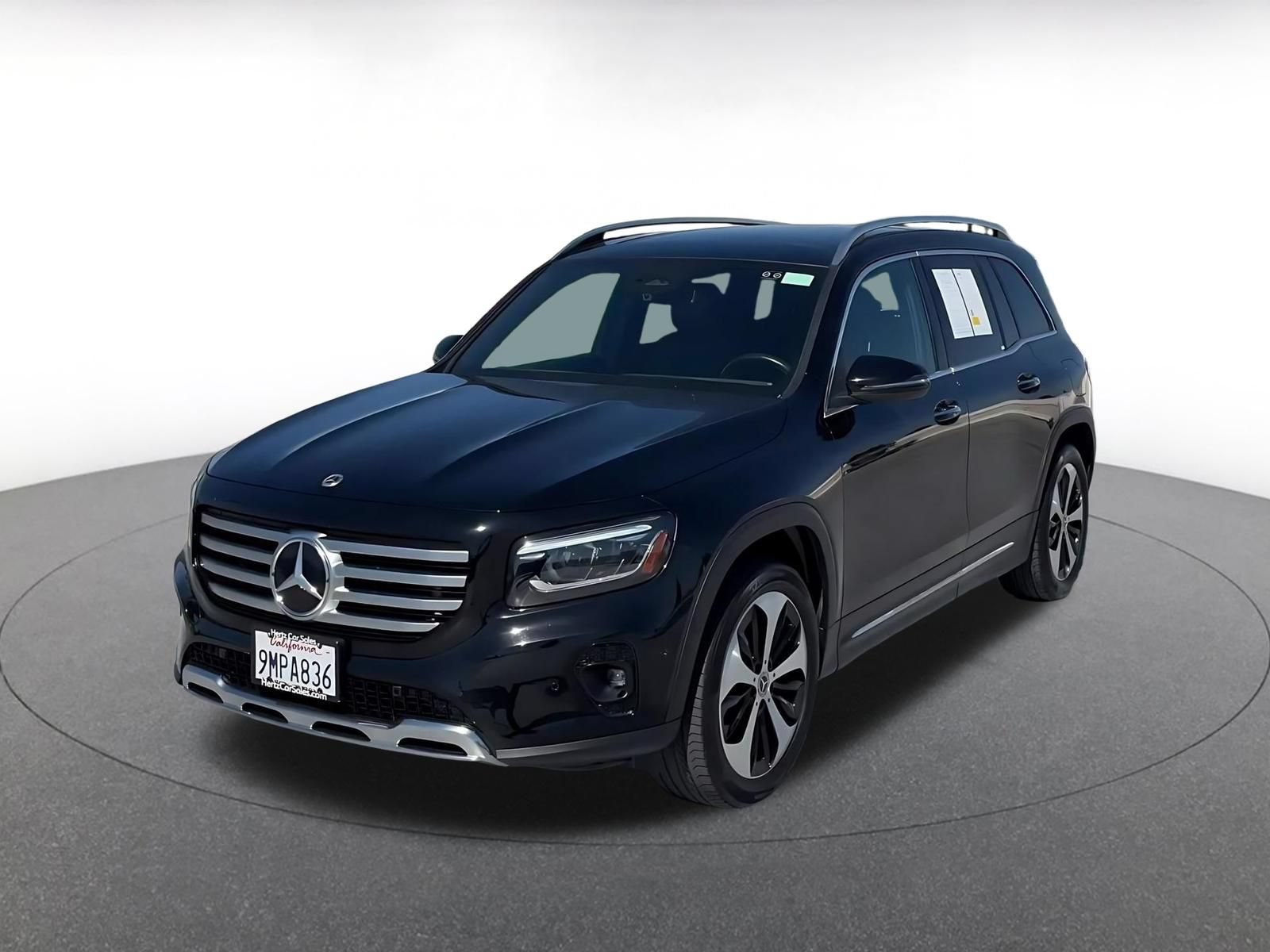 Used 2025 Mercedes-Benz GLB 250 4MATIC image 7
