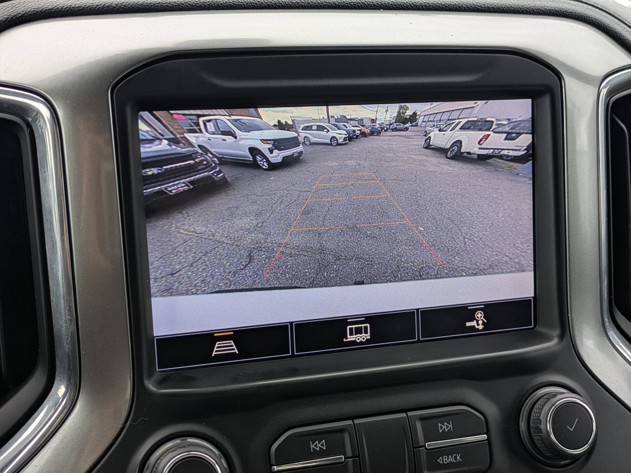 Used 2021 Chevrolet Silverado 1500 LTZ w/ LTZ Convenience Package II AWD/4WD image 21