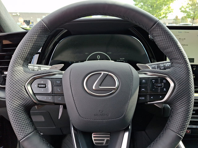 New 2026 Lexus TX 500h AWD image 10