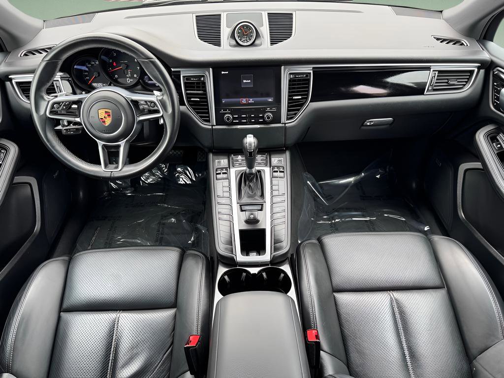 Used 2018 Porsche Macan Sport Edition image 25