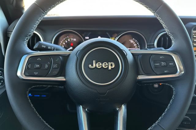 Certified 2023 Jeep Wrangler Unlimited Sahara image 24