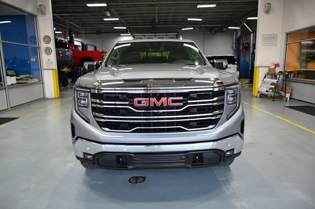 New 2026 GMC Sierra 1500 SLT w/ SLT Premium Plus Package AWD/4WD image 2