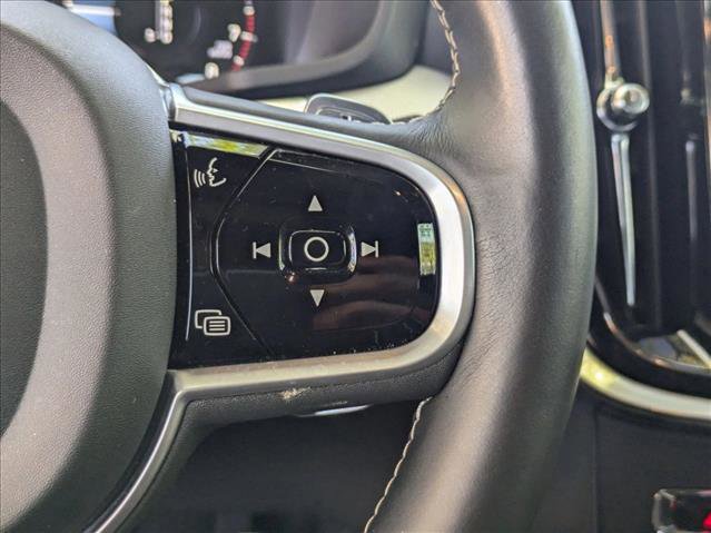 Used 2019 Volvo S60 T5 R-Design image 13