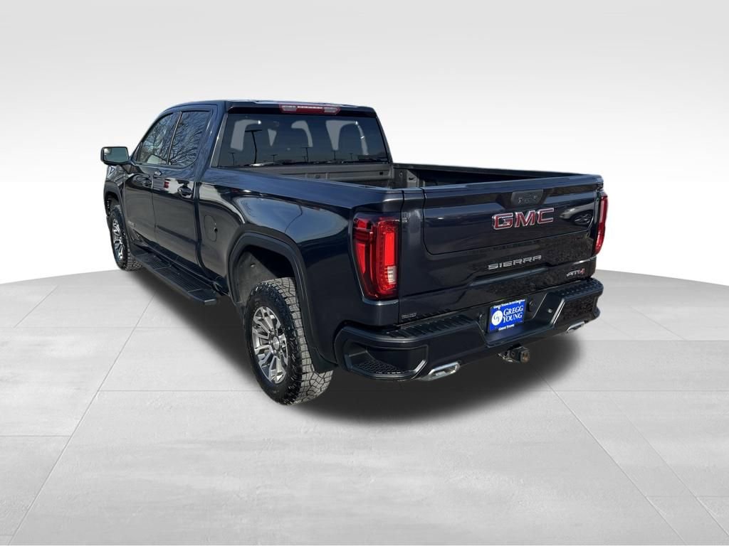 Used 2022 GMC Sierra 1500 AT4 image 4