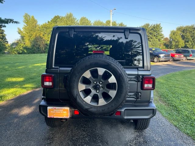 Certified 2022 Jeep Wrangler Unlimited Sahara AWD/4WD image 4