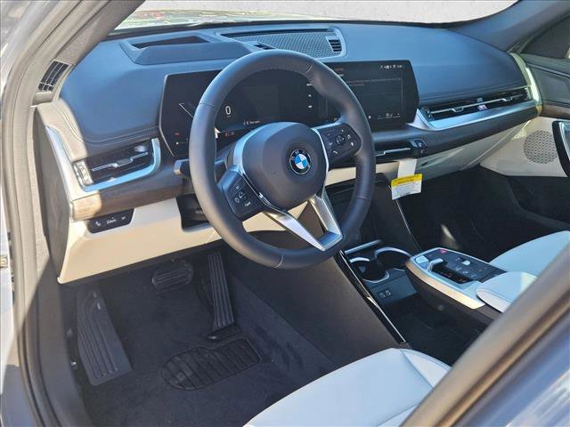 Used 2026 BMW X1 xDrive28i w/ Technology Package AWD/4WD image 9