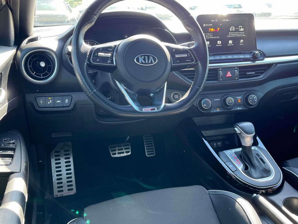 Used 2021 Kia Forte GT-Line w/ GT-Line Premium Package image 2