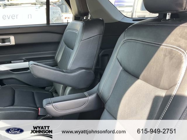 Certified 2023 Ford Explorer Limited w/ Equipment Group 301A image 19