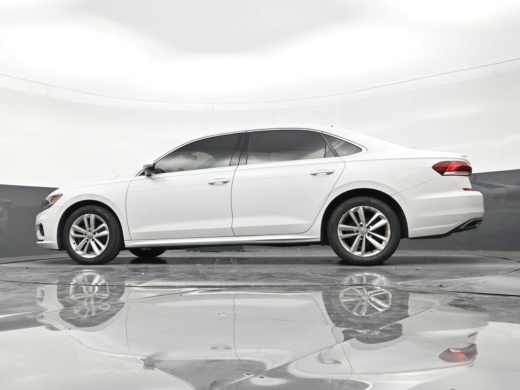 Used 2020 Volkswagen Passat 2.0T SE w/ Sunroof Package FWD image 21