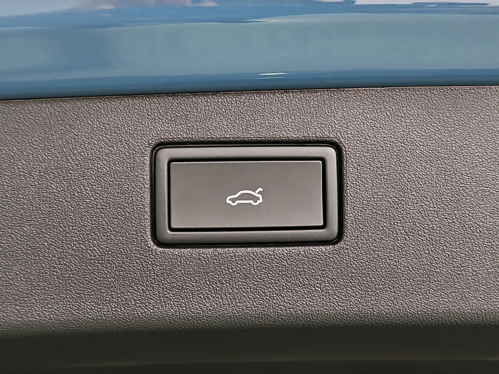 New 2026 Volkswagen Tiguan SE image 10