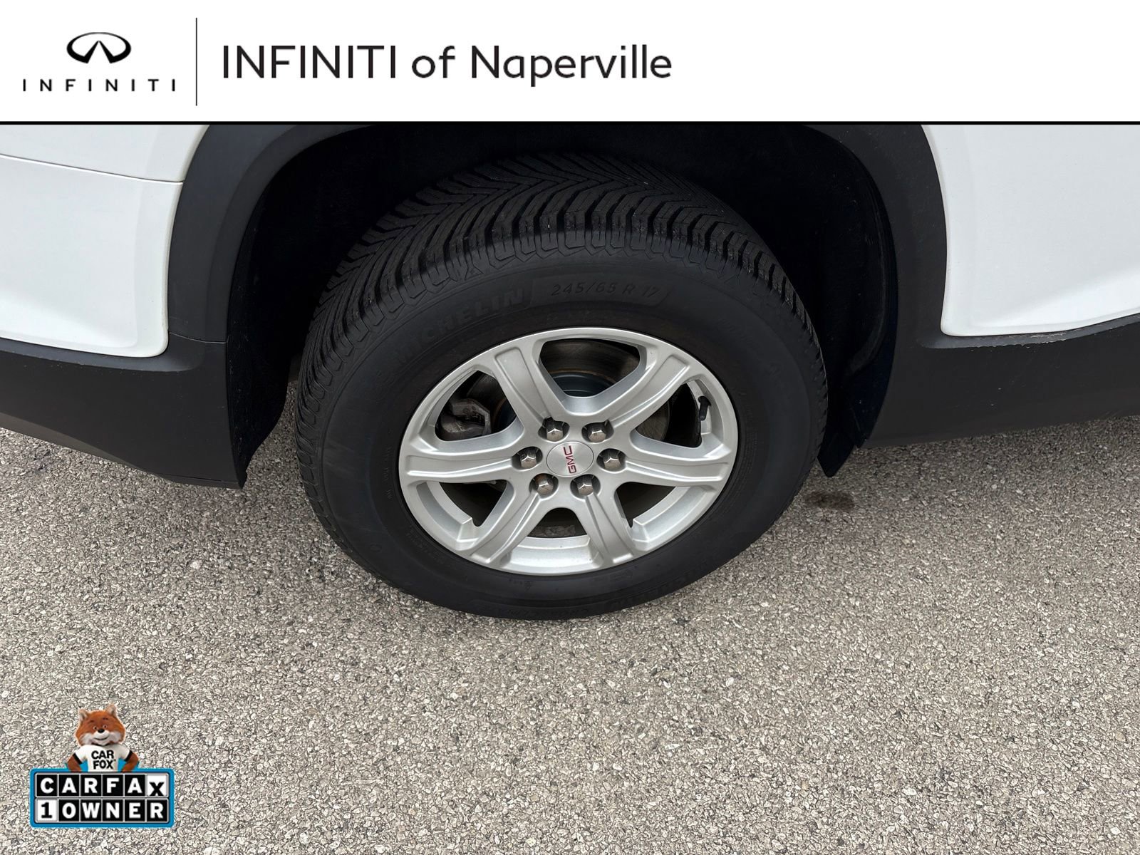 Used 2017 GMC Acadia SLE image 32