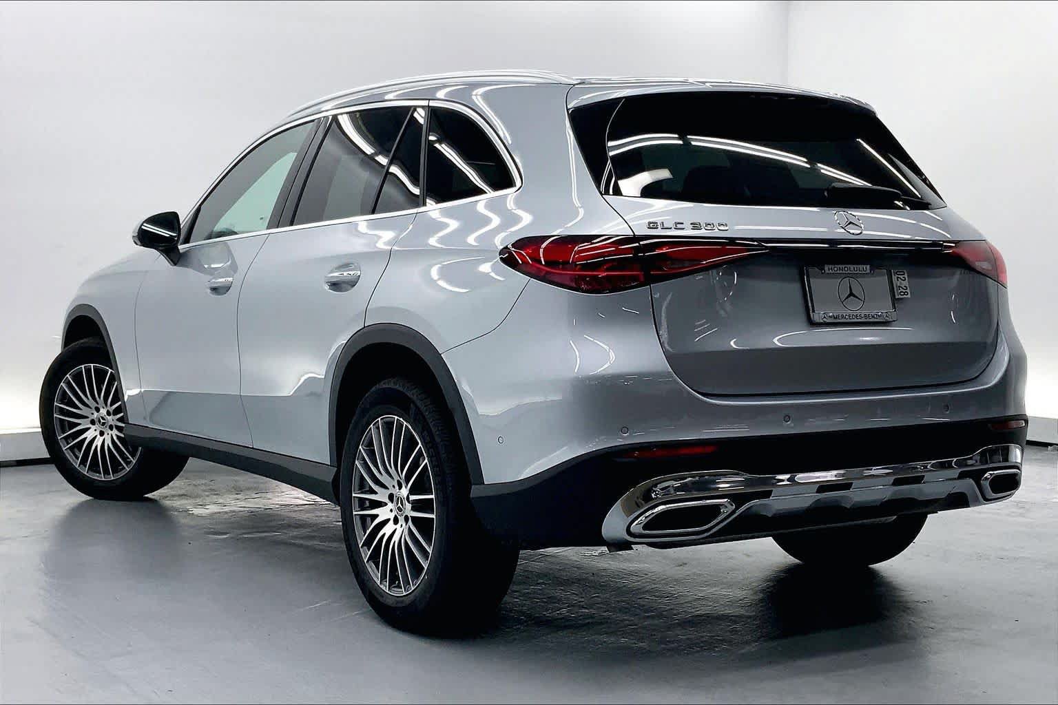 Used 2026 Mercedes-Benz GLC 300 image 5