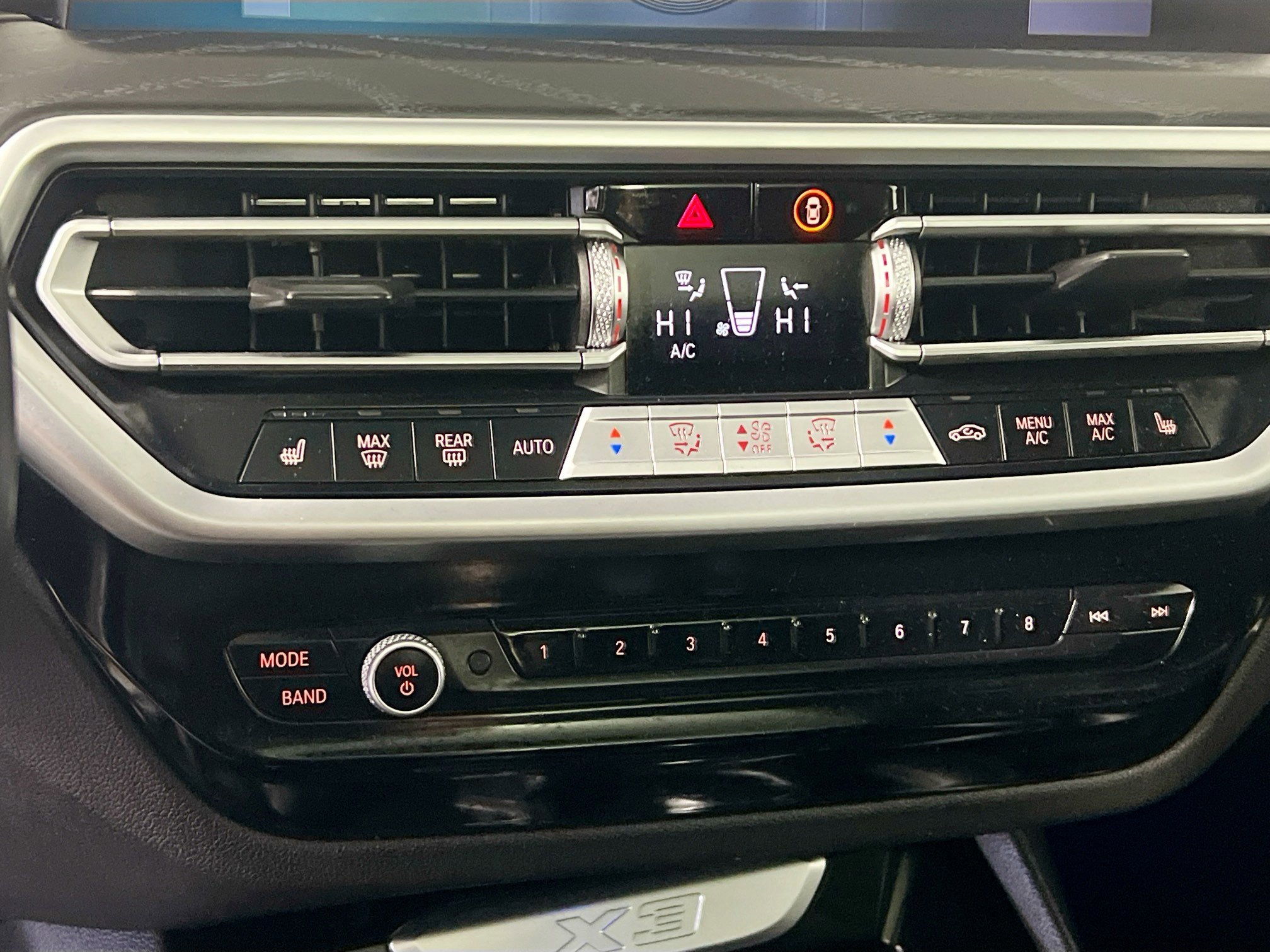 Used 2024 BMW X3 xDrive30i w/ Convenience Package image 27