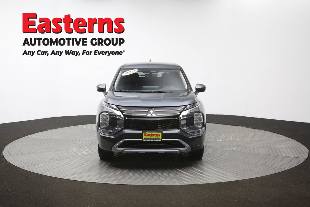 Used 2025 Mitsubishi Outlander SE AWD/4WD image 52