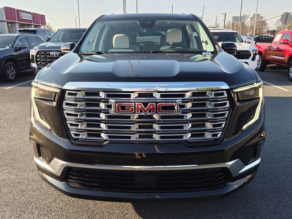 Used 2024 GMC Acadia Denali w/ Super Cruise Package image 2