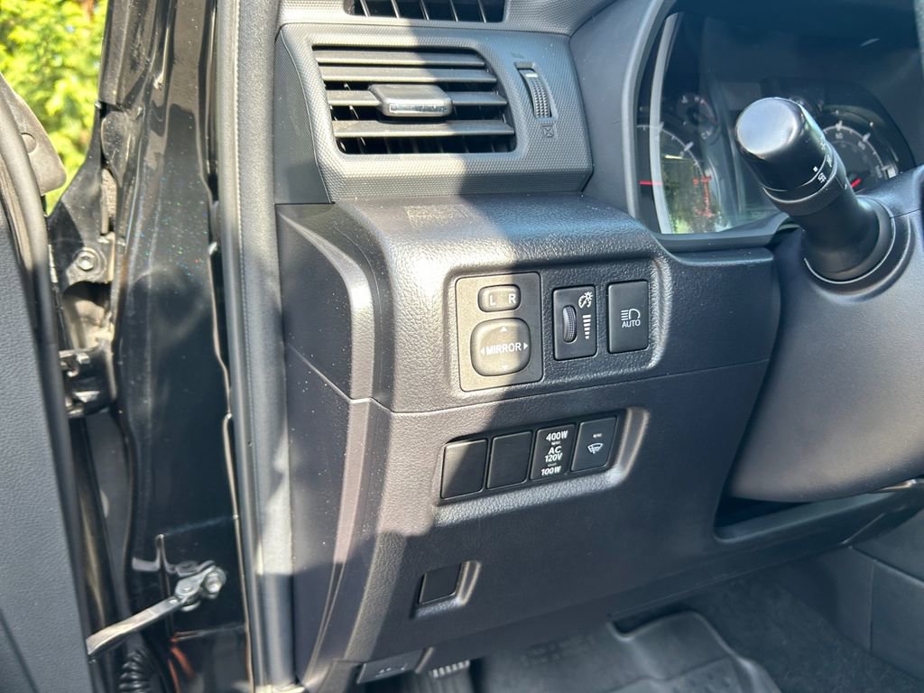 Used 2022 Toyota 4Runner SR5 Premium image 22