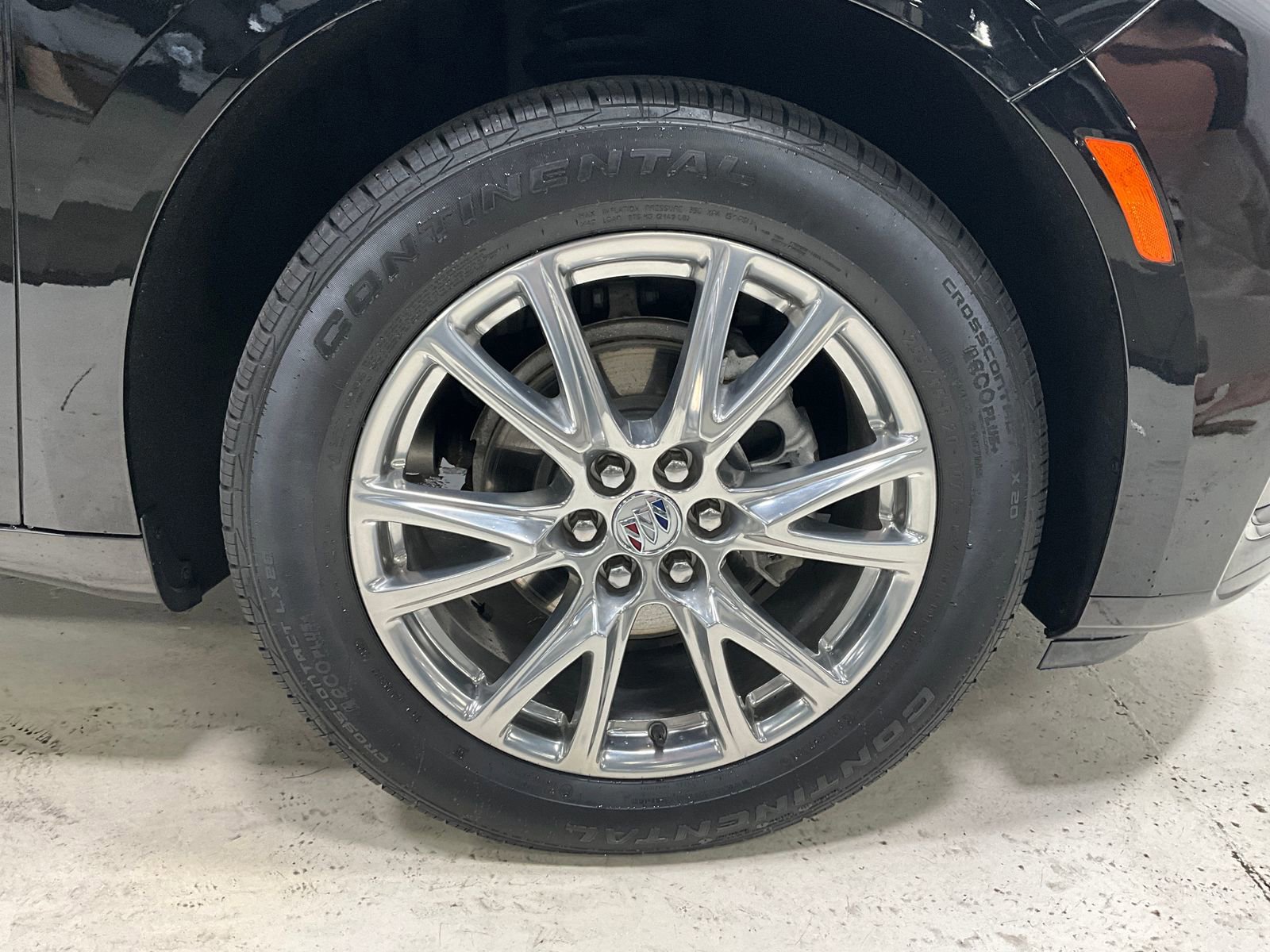 Used 2023 Buick Enclave Essence w/ Experience Buick Package image 8