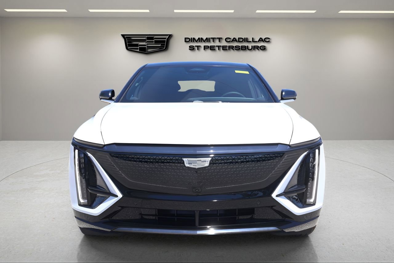 New 2026 Cadillac Lyriq Sport AWD/4WD image 8