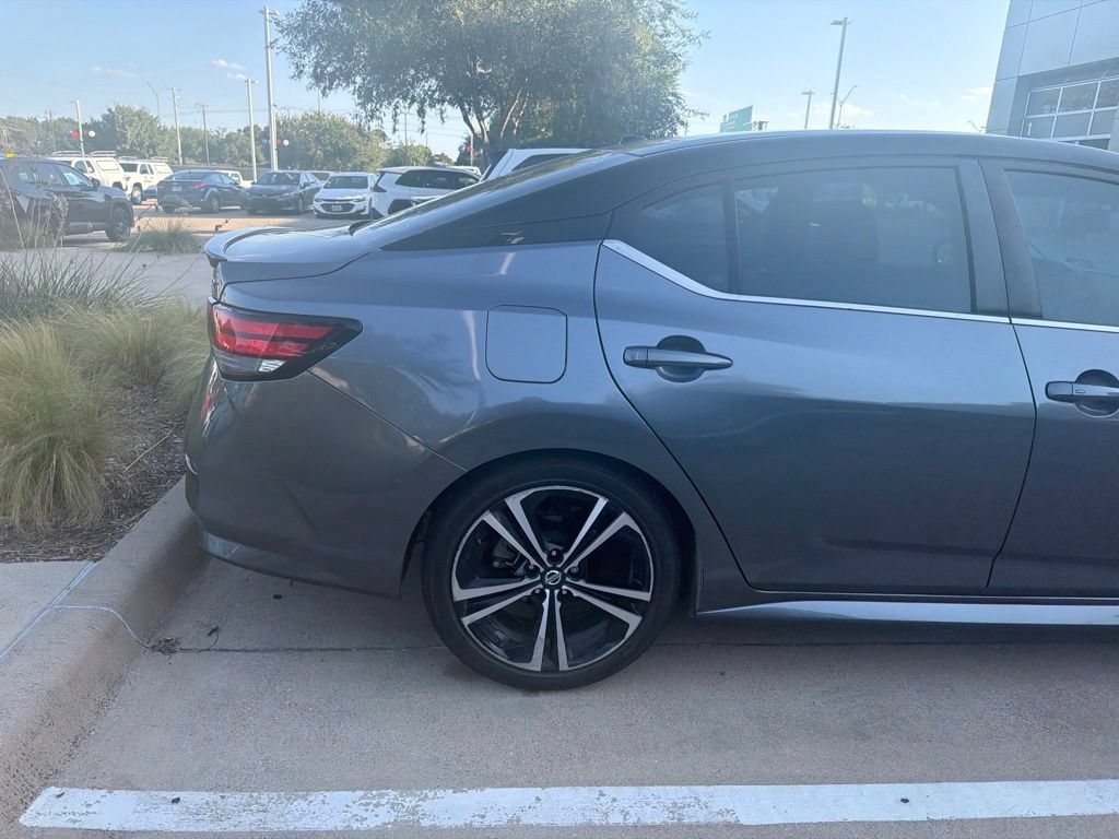 Used 2021 Nissan Sentra SR w/ SR Premium Package FWD image 7