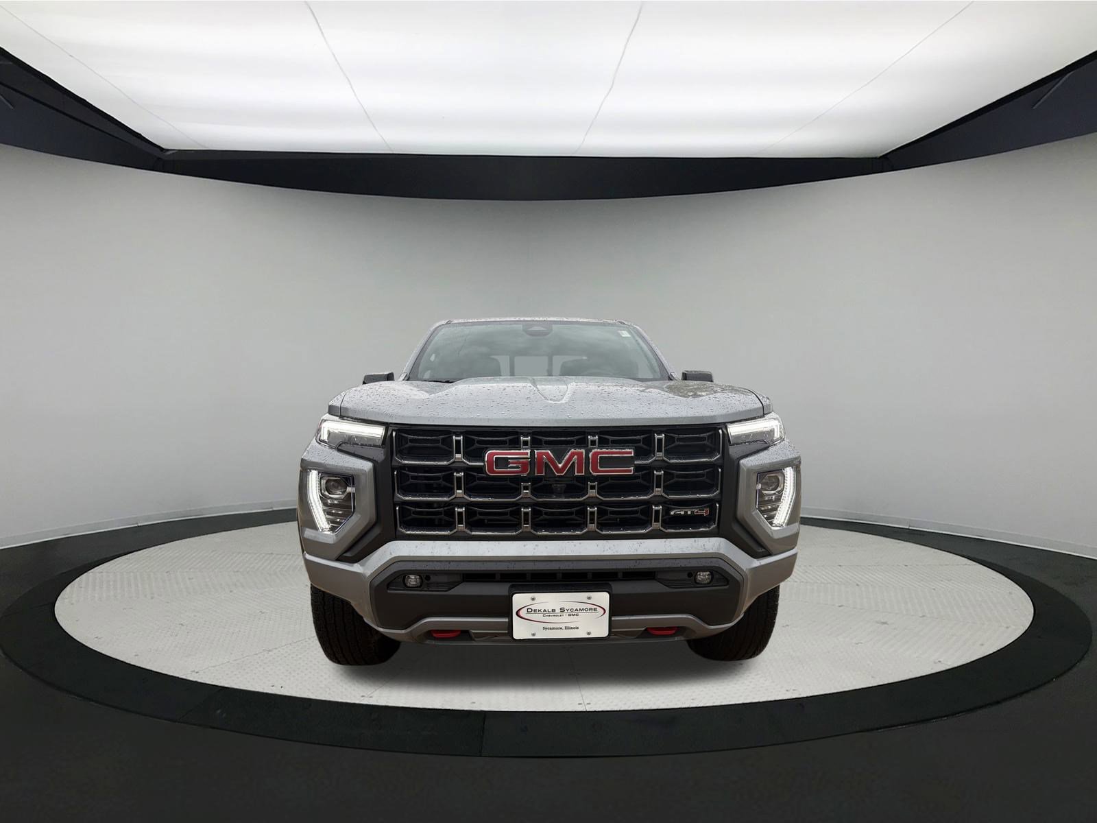 Used 2026 GMC Canyon AT4 w/ Technology Plus Package image 2